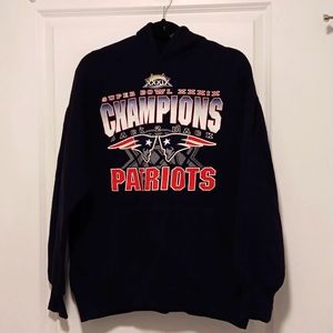 Jon Lauren Patriots Super Bowl Champions XXXIX Hoodie large